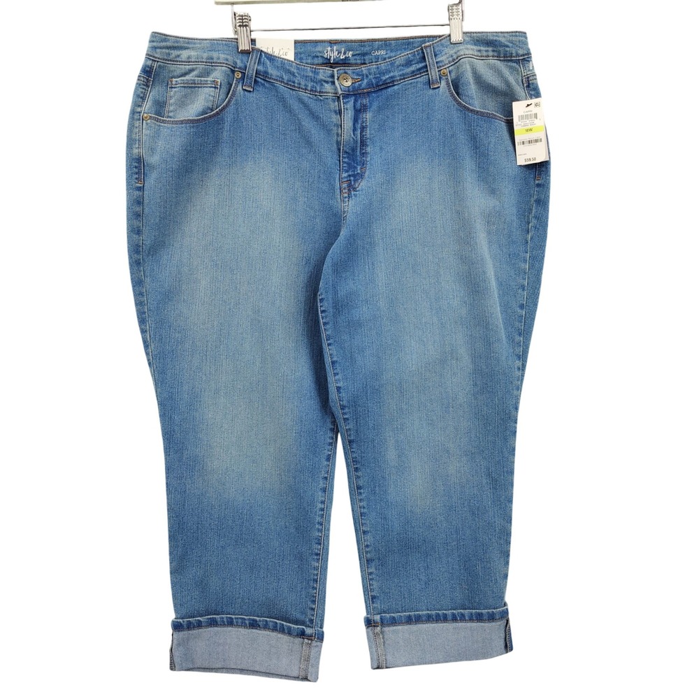 Style & Co Womens Casual Classic Denim Capri 18W Blue Camino Wash Mid Rise Cuff